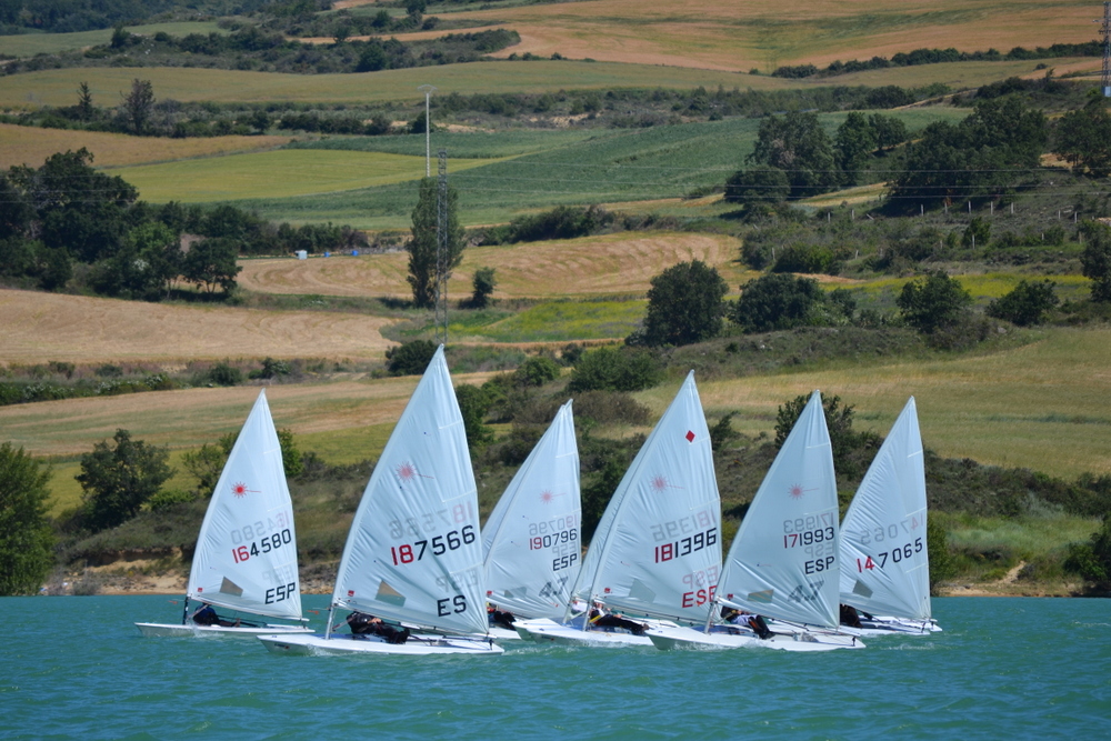 PROXIMAS REGATAS EN ALLOZ. Cambio de fecha del Campeonato Navarro de Laser